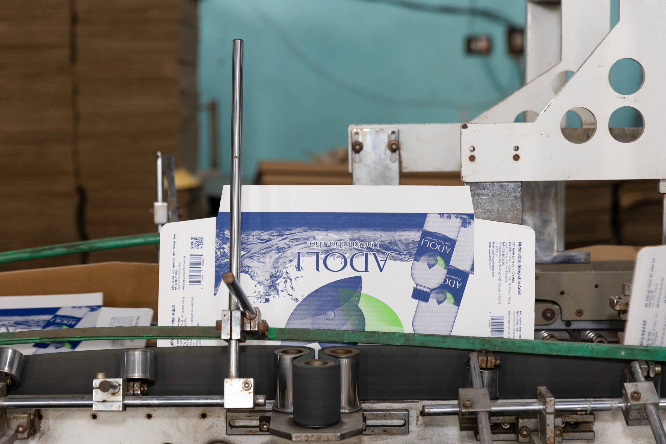 Máy in offset thùng carton nhiều hơn 4 màu